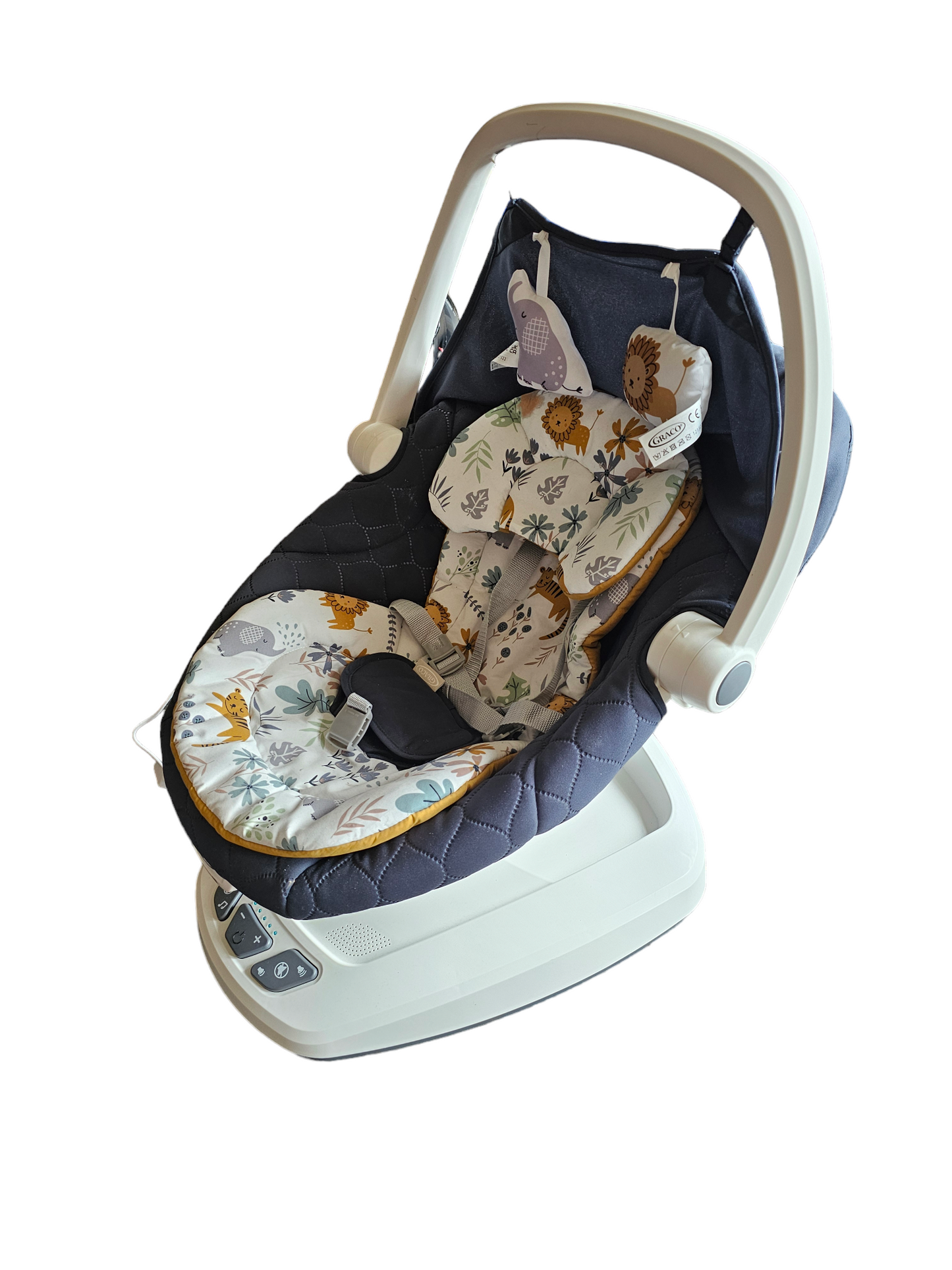 Graco Move with Me Soother with 5 swaying speeds, music, 2 recline positions, 2 vibration settings and folds up for storage - MyJumble